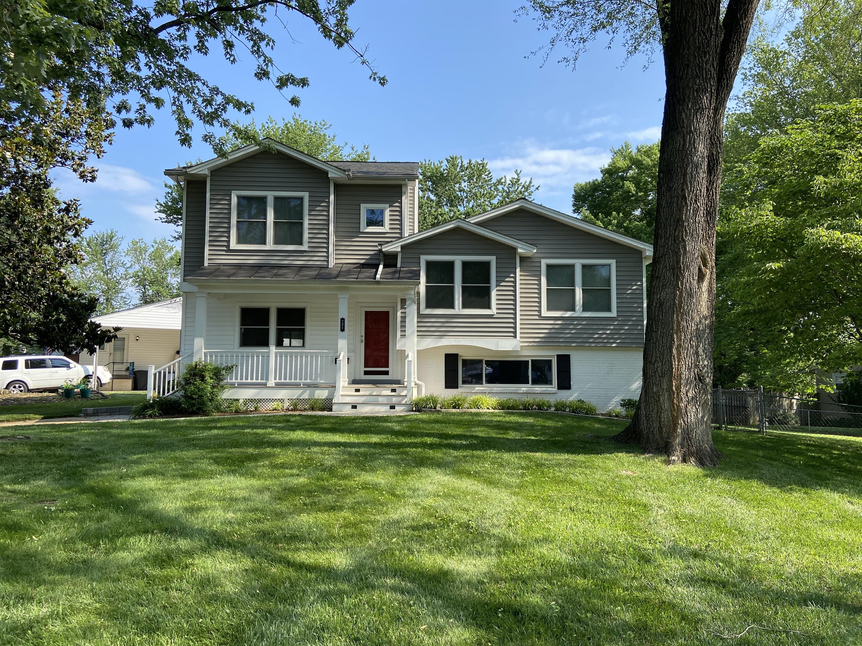 204 Charles Street Southeast