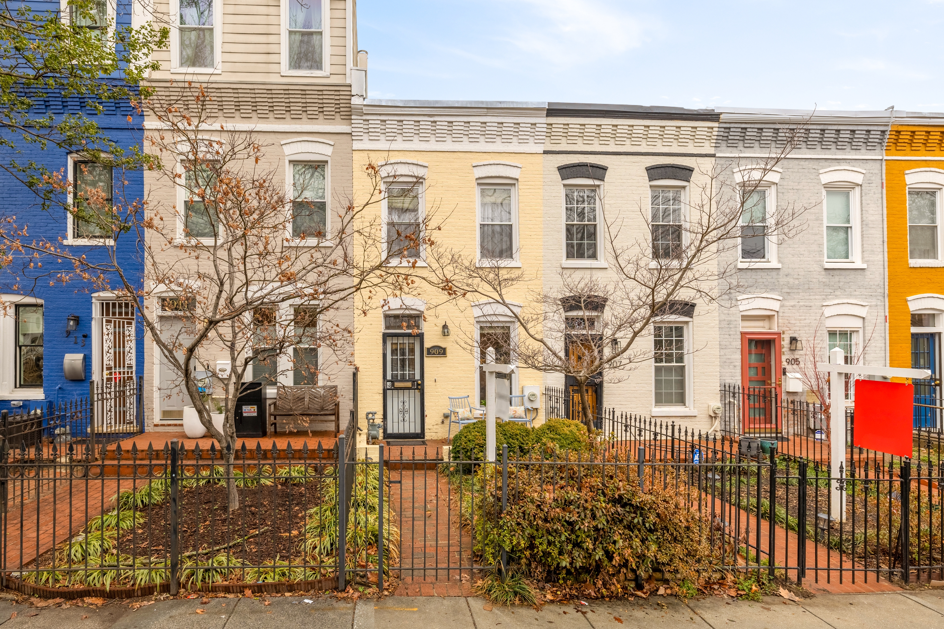 909 8th Street Northeast - 1