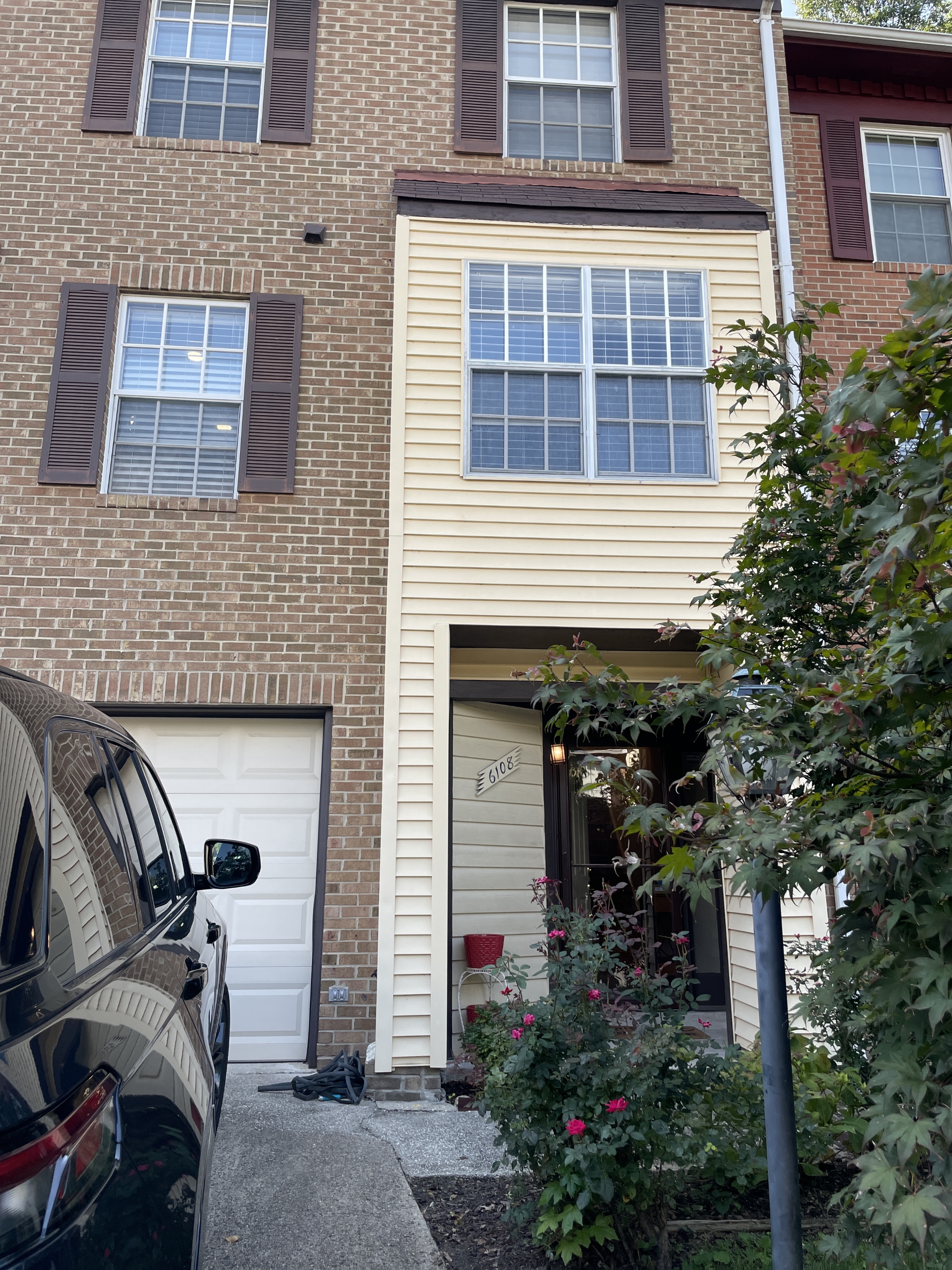 6108 Castletown Way - 1