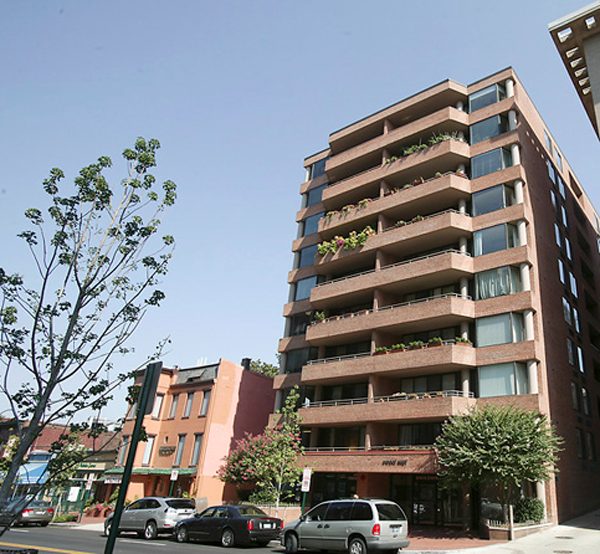 2141 P St NW