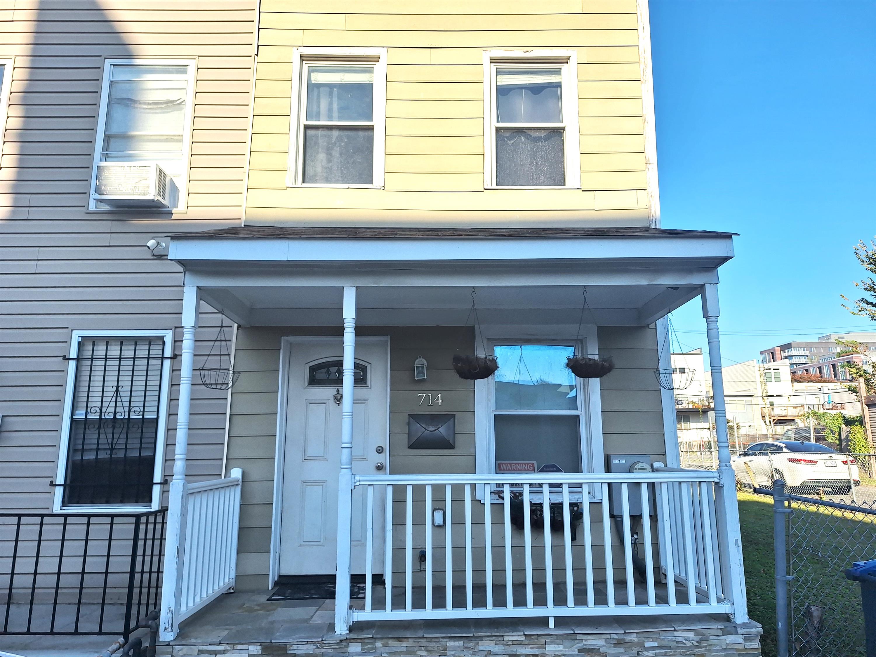 714 19th Street Northeast