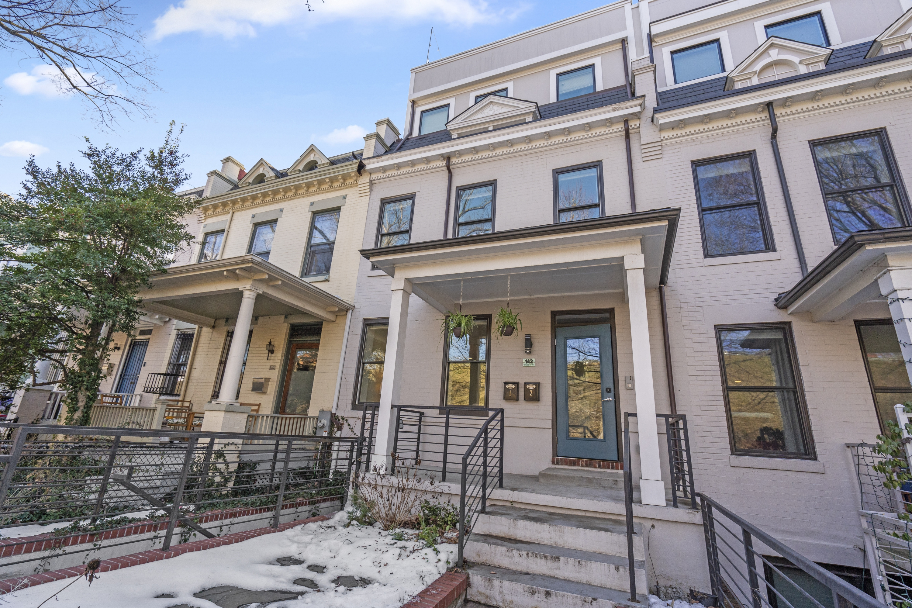 142 Bryant St NW