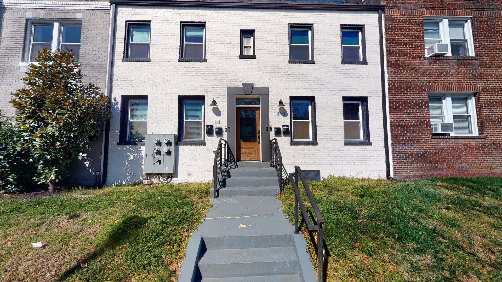 1310 Holbrook Street Northeast