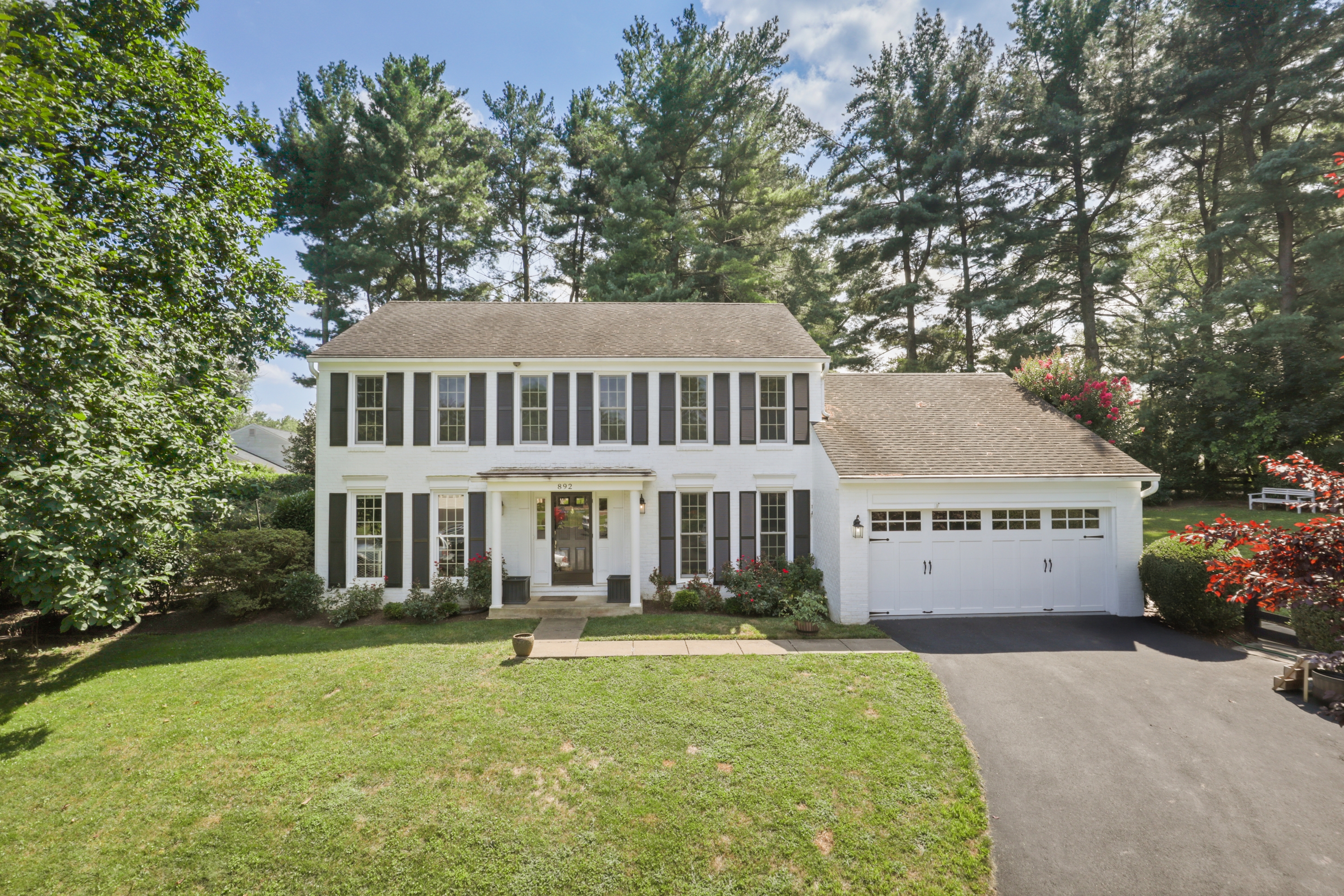 892 Van Dusen Ct