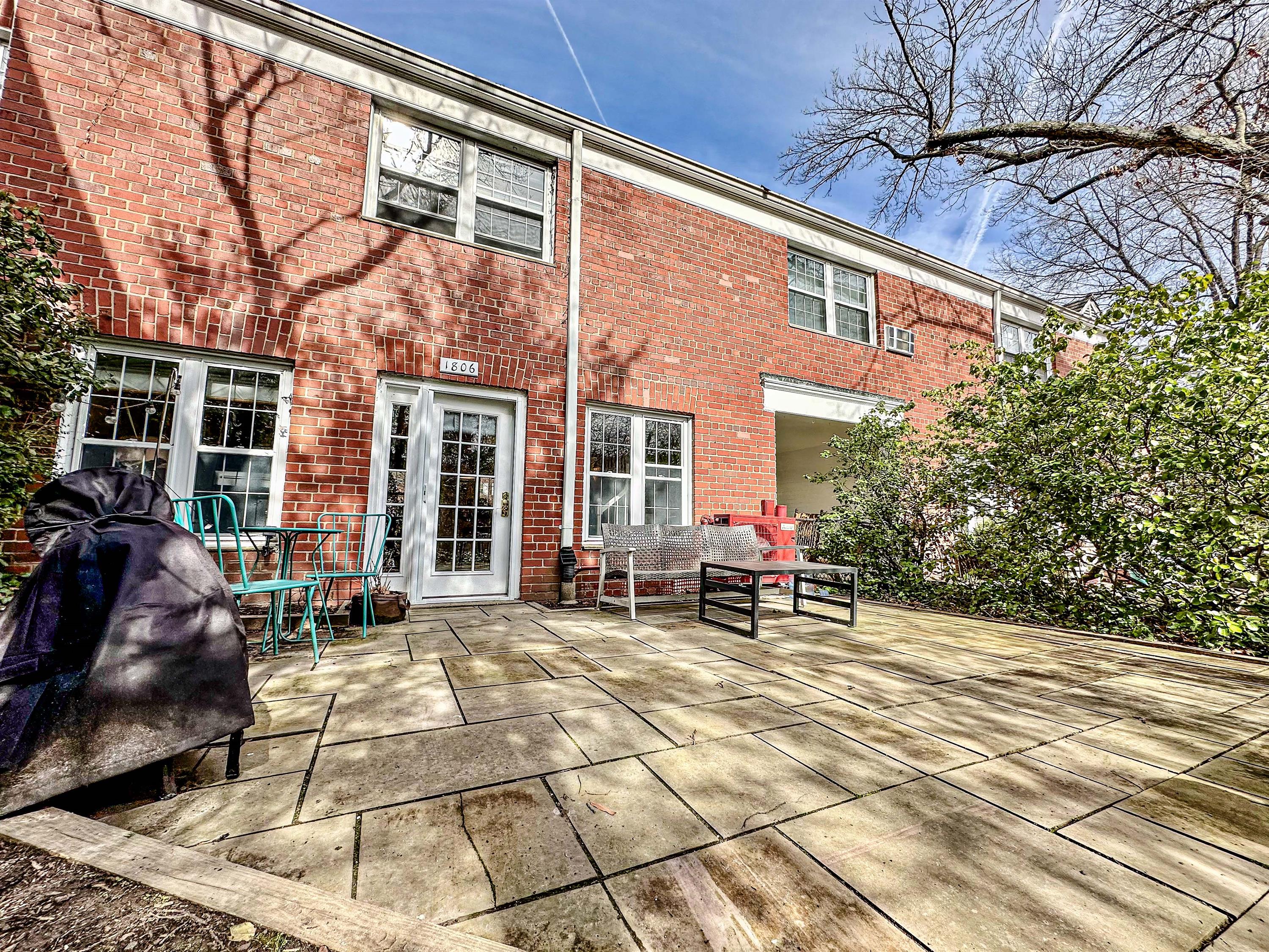1806 Preston Rd