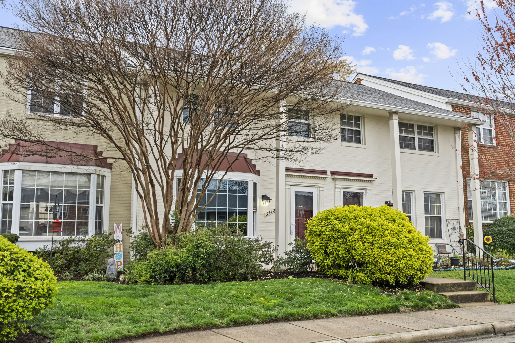 3742 Jason Ave