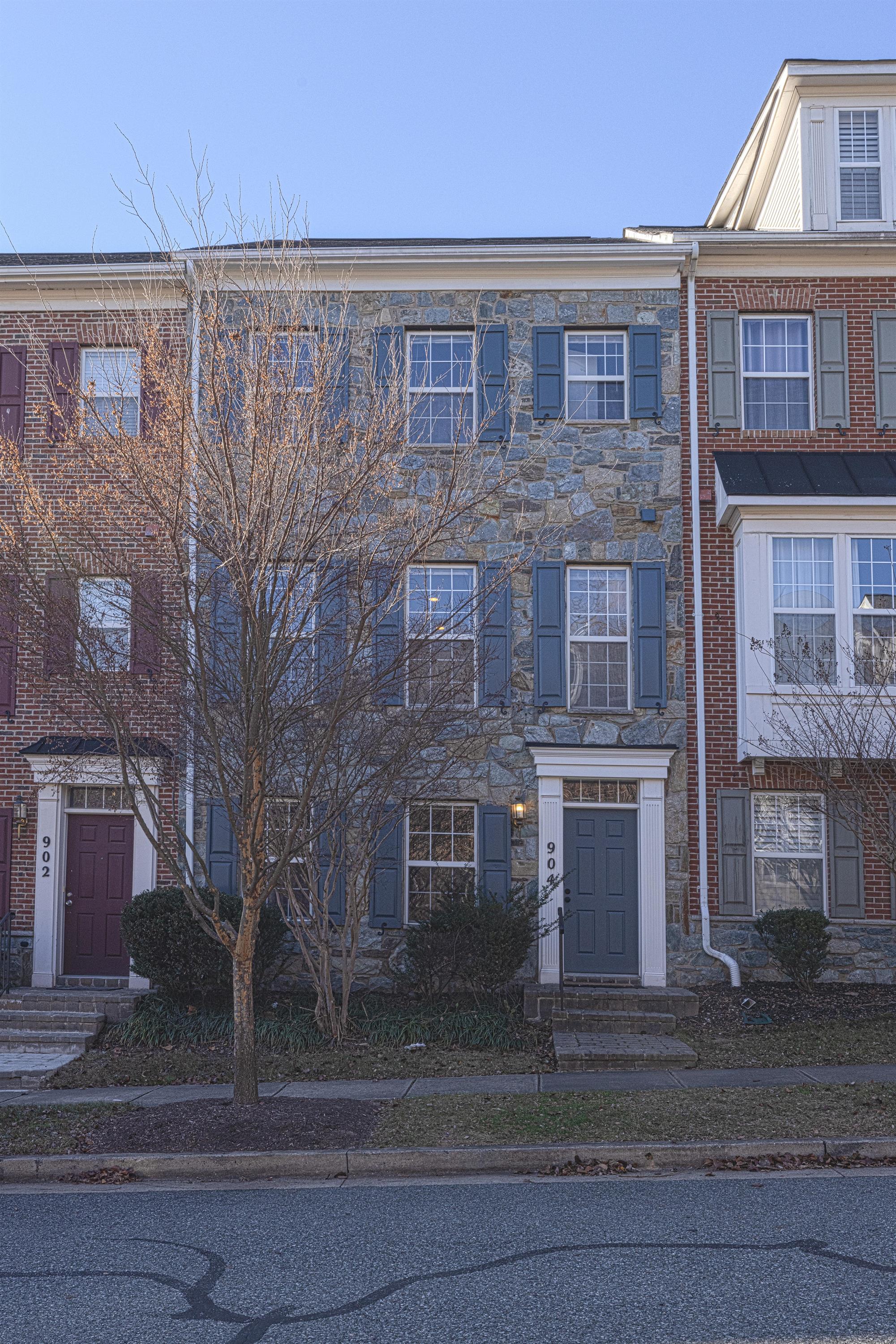 904 Crestfield Drive