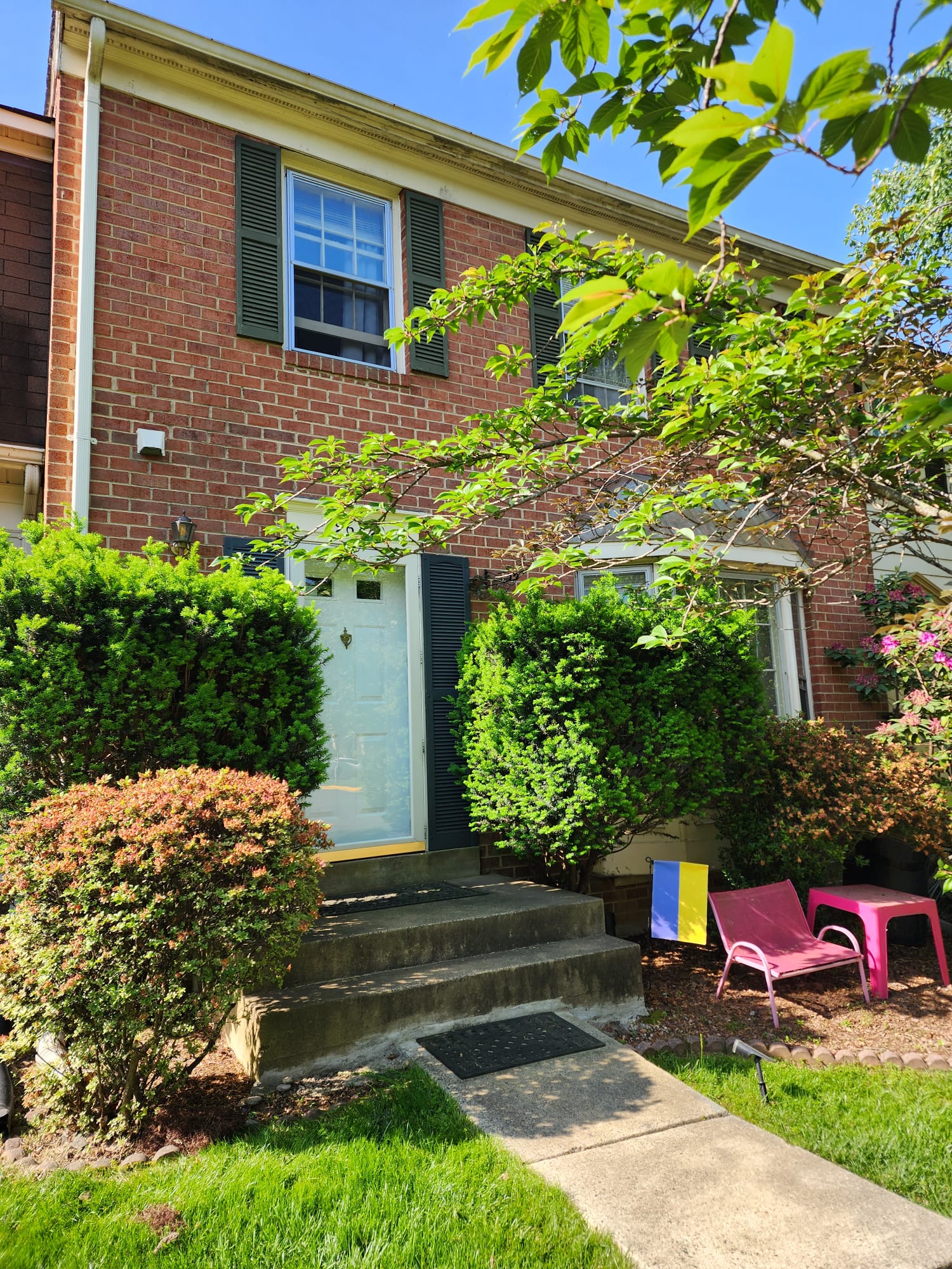 9689 Scotch Haven Dr